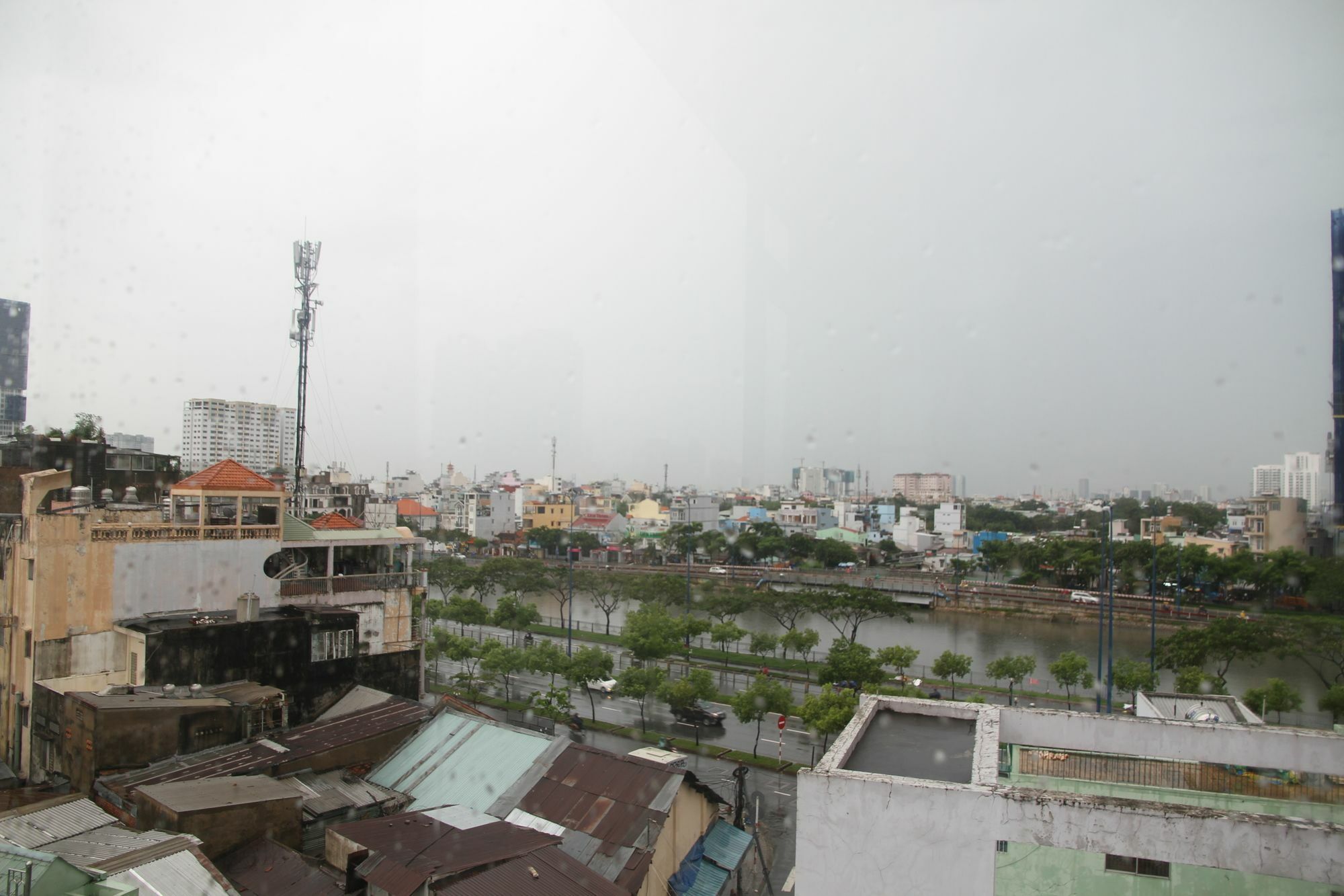 Saigon Inncrowd 2 Хошимин Экстерьер фото